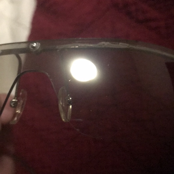Gucci light tinted silver frame gradient blades. - Picture 10 of 10